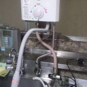 神奈川県横浜市磯子区O様 GQ-520MW ノーリツ製元止式小型湯沸器への取替交換工事