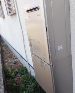大阪府寝屋川市S様 RVD-E2401SAW2-1 リンナイ製エコジョーズ・ガス給湯暖房機の取替交換工事