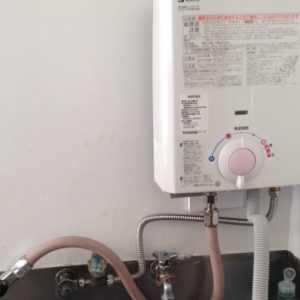 東京都目黒区N様 GQ-520MW ノーリツ製元止式小型湯沸器の新規取付工事
