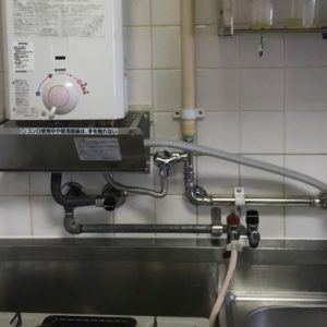 大阪府大阪市T様 GQ-520MWノーリツ製元止式小型湯沸器の新規取付工事