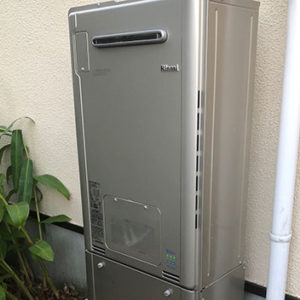 神奈川県横浜市青葉区 リンナイ 給湯暖房機 取替交換工事