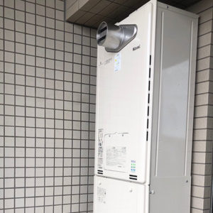 東京都三鷹市 リンナイ 給湯暖房機 取替交換工事